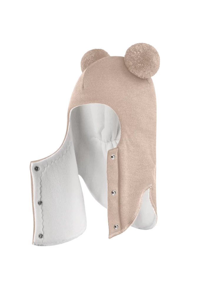 Зимняя шапочка шлем Corona.hm "Пандочка" на кнопках беж золотой