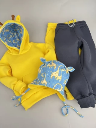 Костюм Corona.hm *Жирафчик* жовтий з додатковими штанами та шапочкою (шапочка на вибір)